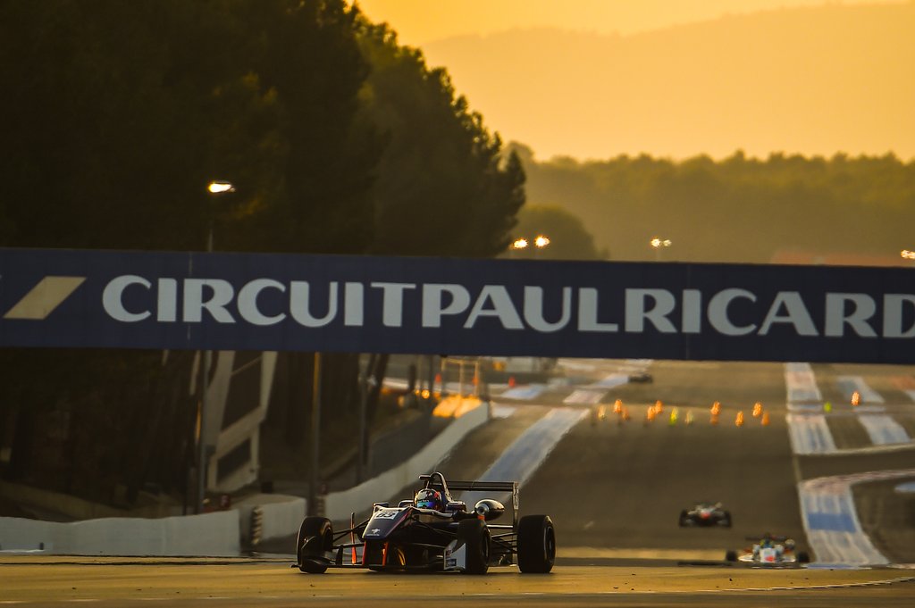De første 2 af sæsonens i alt 18 løb køres på Paul Ricard-banen i Sydfrankrig, som Nicolai har allerede kender en lille smule fra sin deltagelse i et vinterløb for et par måneder siden
(Foto: EuroFormula Open)